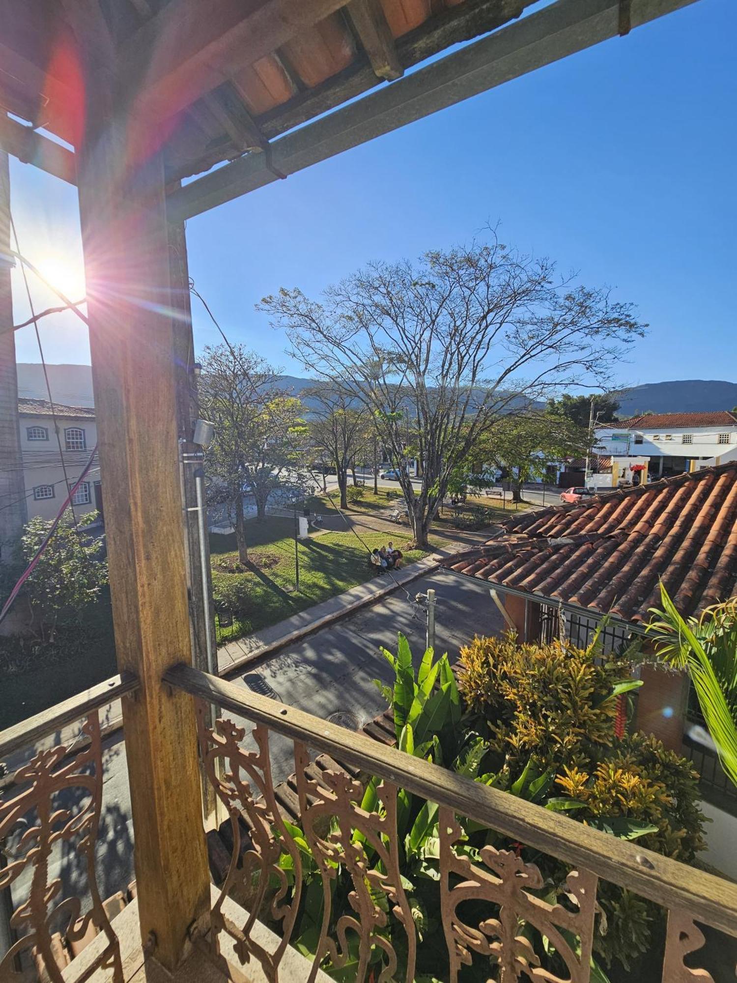 Casa Da Tuta Pousada 蒂拉登特斯 外观 照片